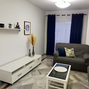 apartamento-amplio-6-plazas-junto-al-centro.1costadelsol.com/